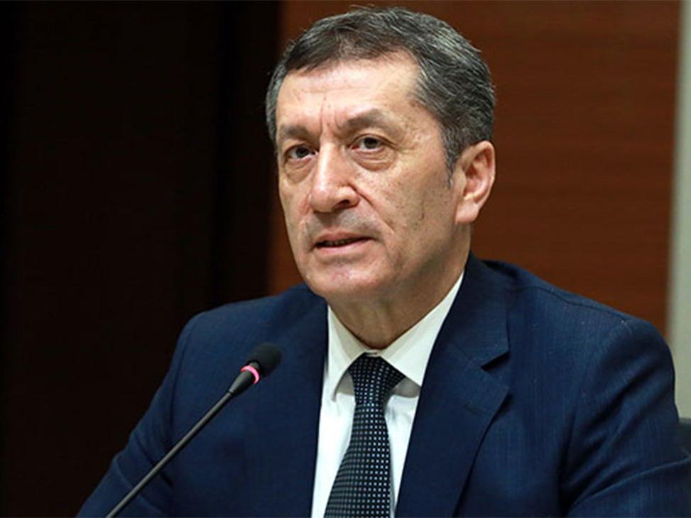 Bakan Ziya Selçuk'tan 25 bin muhtara mektup