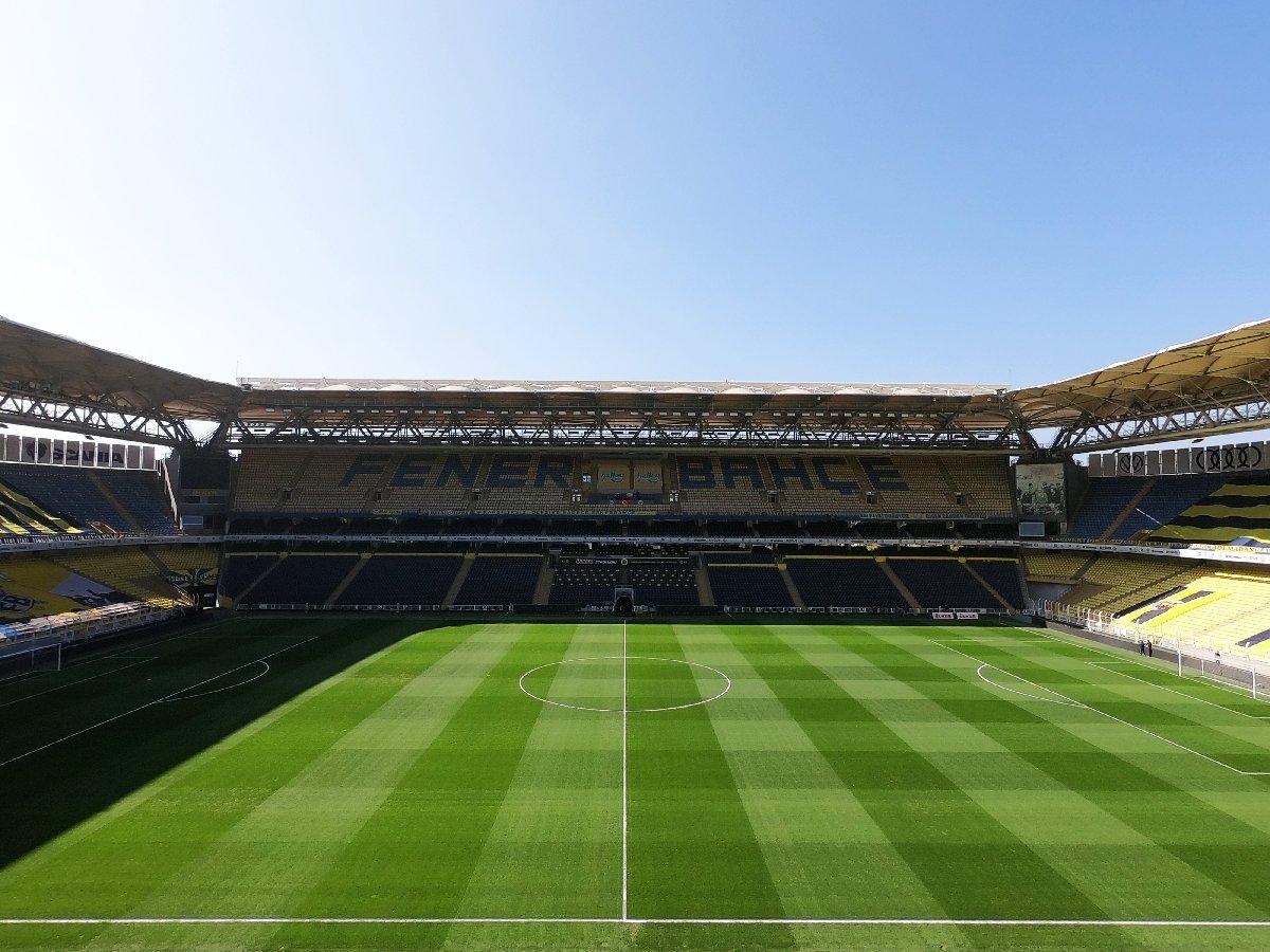 Fenerbahçe stadındaki zeminde muhteşem değişim