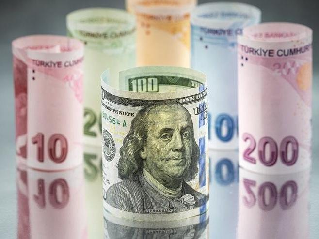 Türk Lirası'nda değer kaybı hızlandı