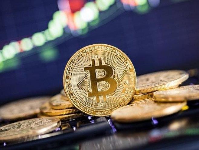Bitcoin 54 bin dolar sınırına yükseldi