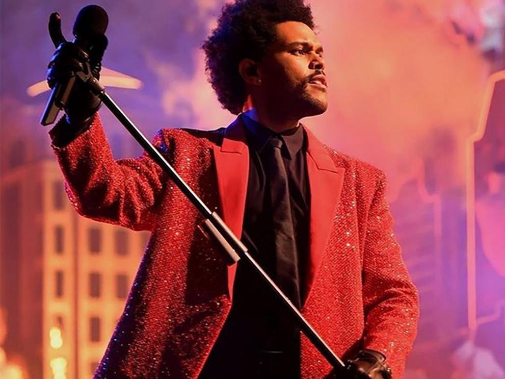 The Weeknd'den tarihi başarı: 1 yıl boyunca listeden inmedi
