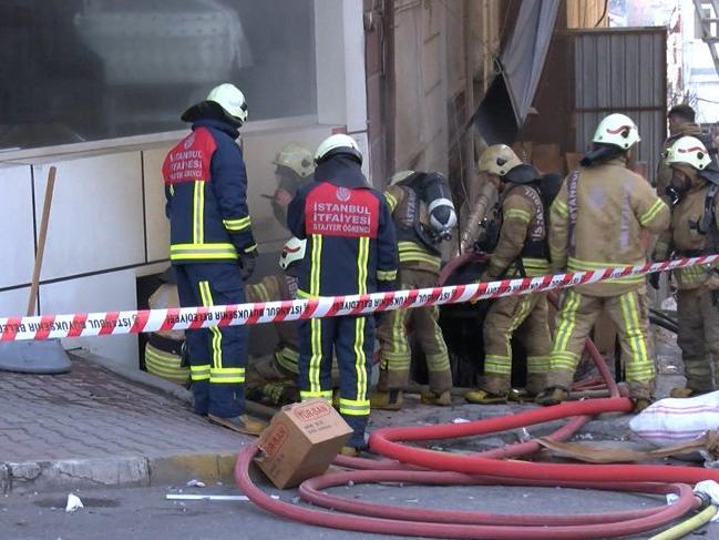 Bağcılar'da iş yerinde patlama sonrası yangın: 4 yaralı