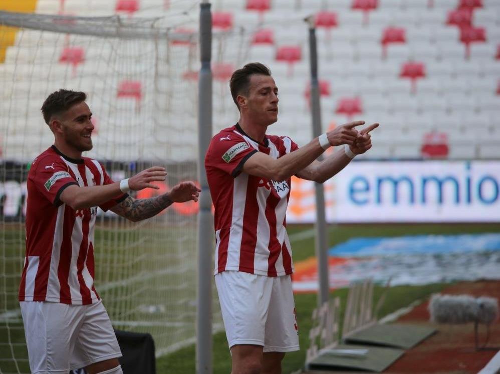 Sivasspor, Karagümrük'ü yenerek seriye devam etti