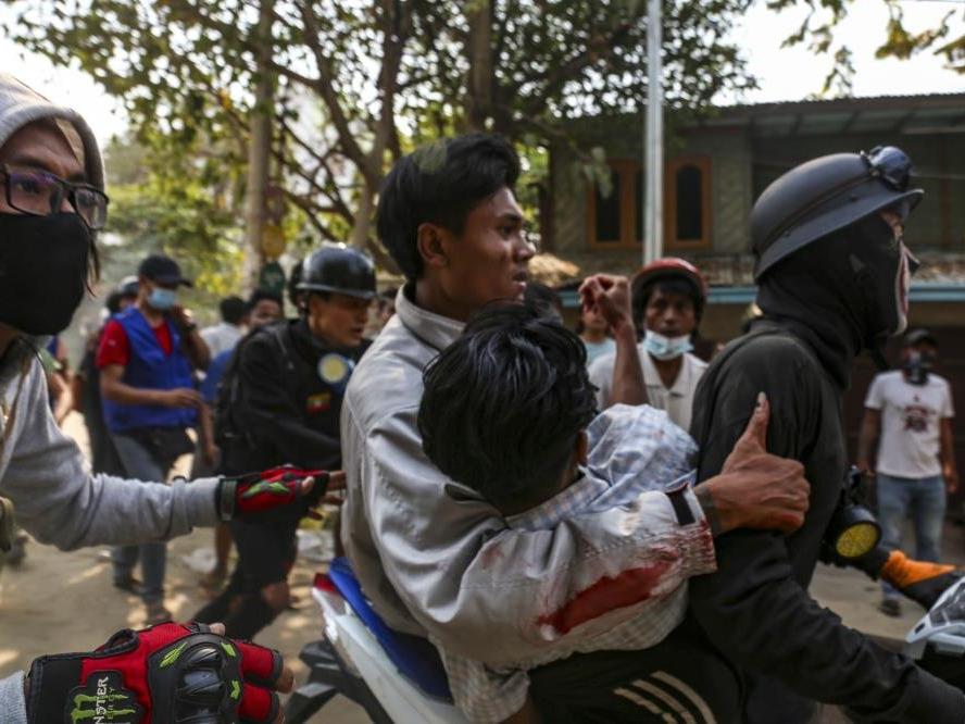 Myanmar'da protestolar şiddetini artıyor