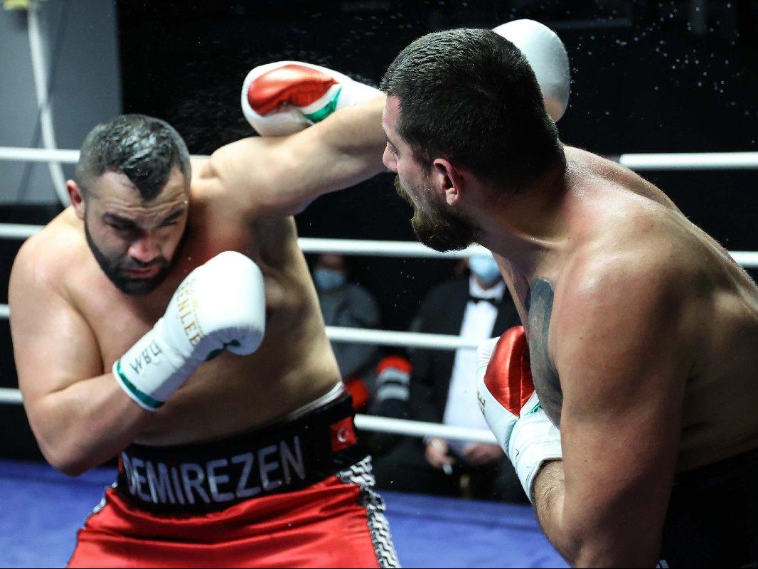 Ali Eren Demirezen, dördüncü kez Avrupa şampiyonu