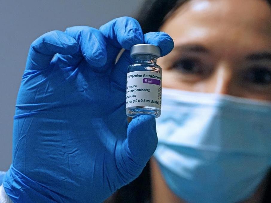 Bir ülke daha AstraZeneca aşısının kullanımını askıya aldı