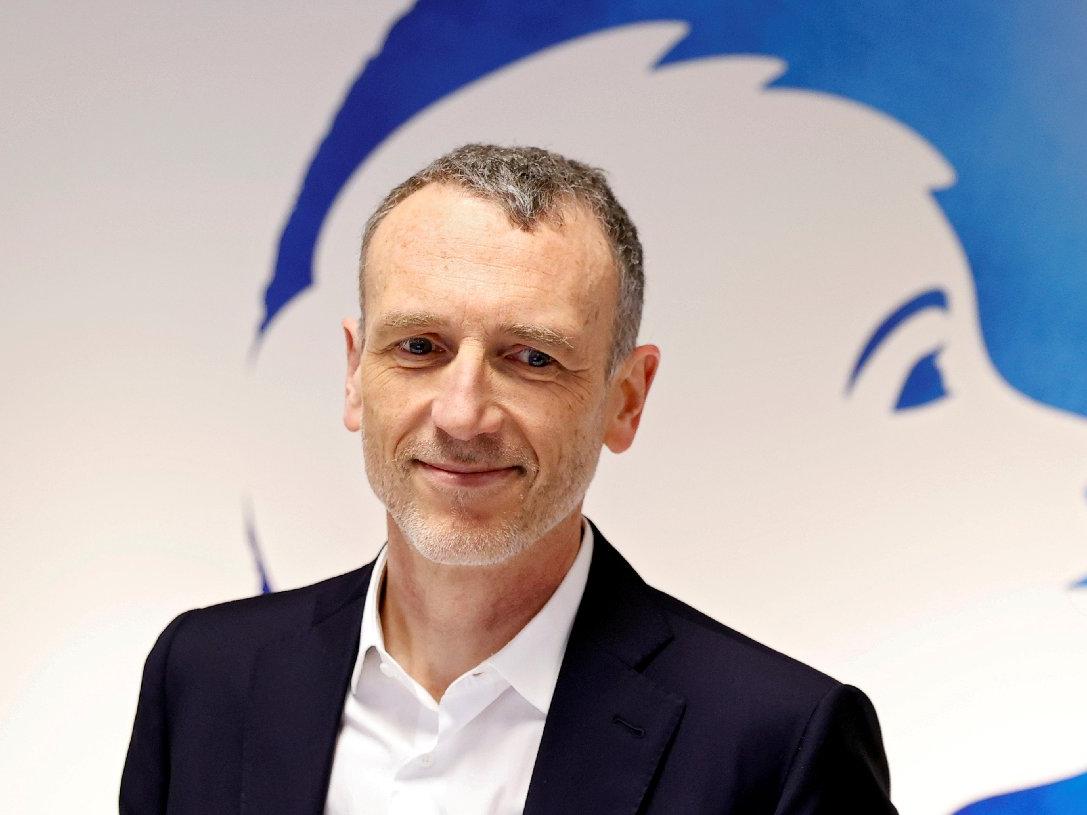 Yatırımcılar istedi, Danone'de CEO gitti