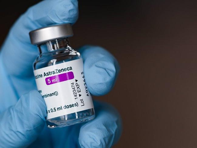 KKTC'de AstraZeneca aşısı askıya alındı