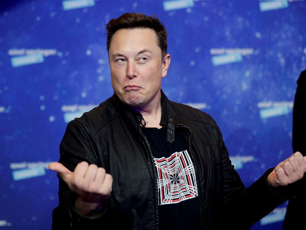 Elon Musk şimdi de NFT'ye el attı... Paylaştığı video sosyal medyayı karıştırdı
