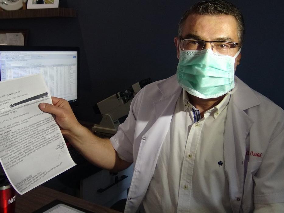 Bursalı doktora 14 Mart Tıp Bayramı'nda haciz şoku