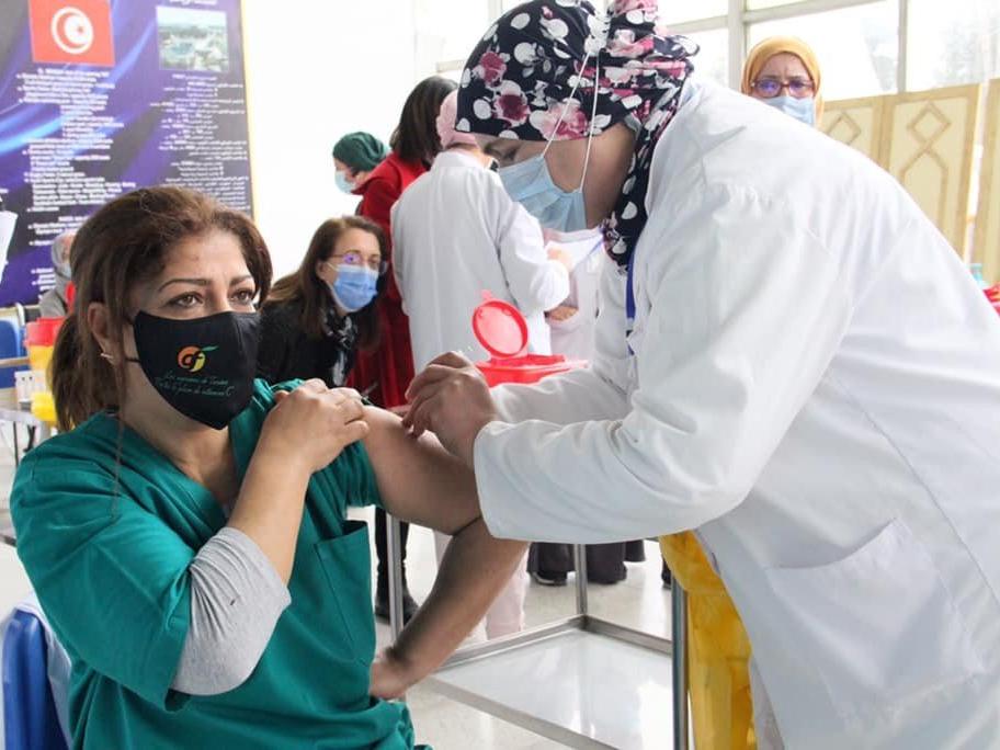 Tunus’ta Rusya'nın corona aşısı yan etki gösterdi