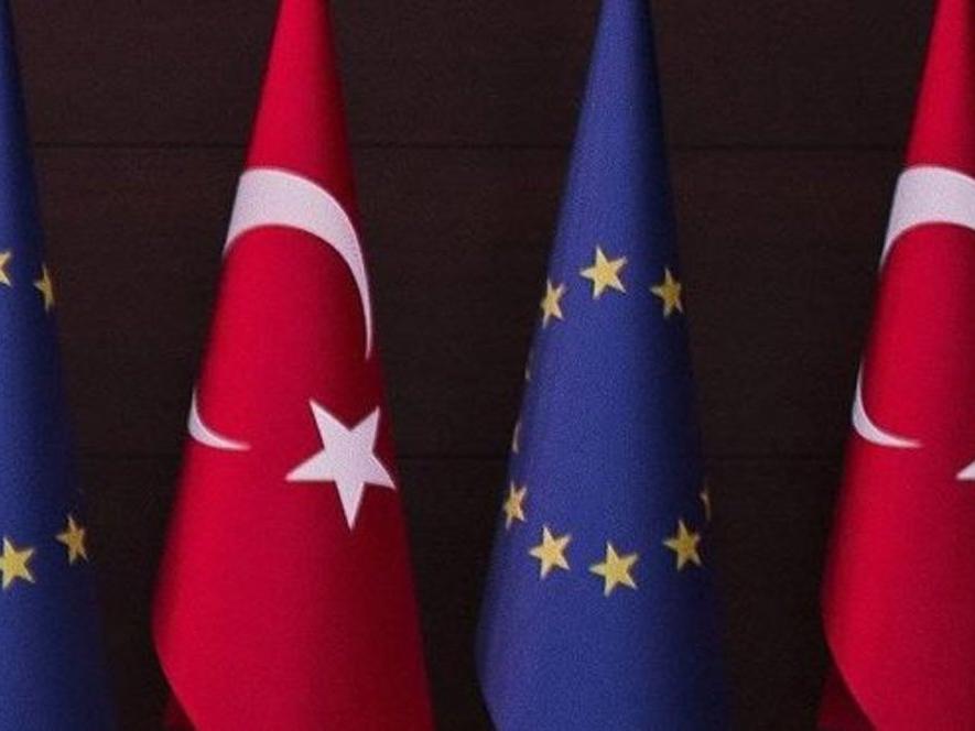 AB'den kritik Türkiye açıklaması: Yoldan uzaklaşıyor