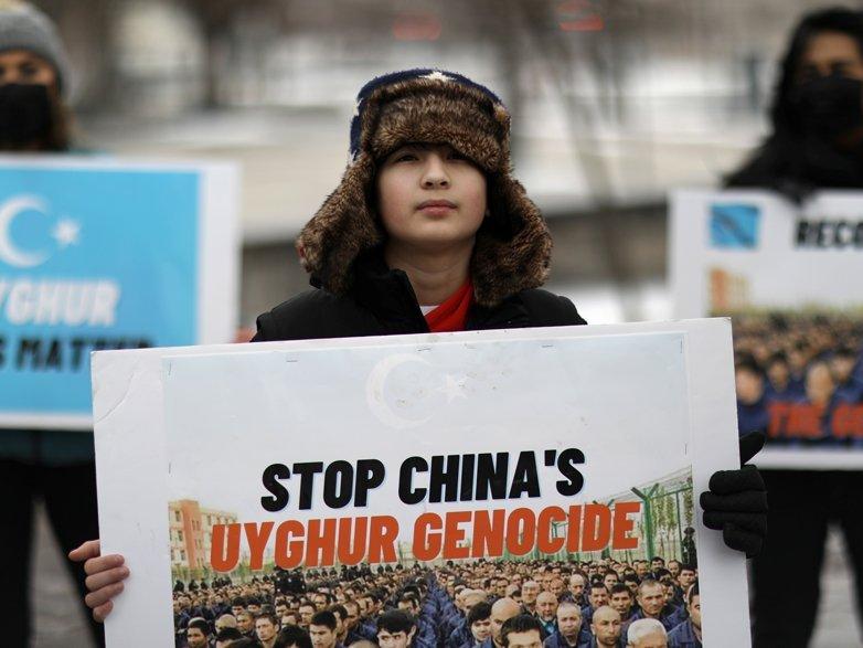AB'den Çin'e Uygur Türkleri yaptırımı