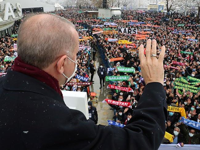Lebaleb kongrede Erdoğan yeniden genel başkan seçildi