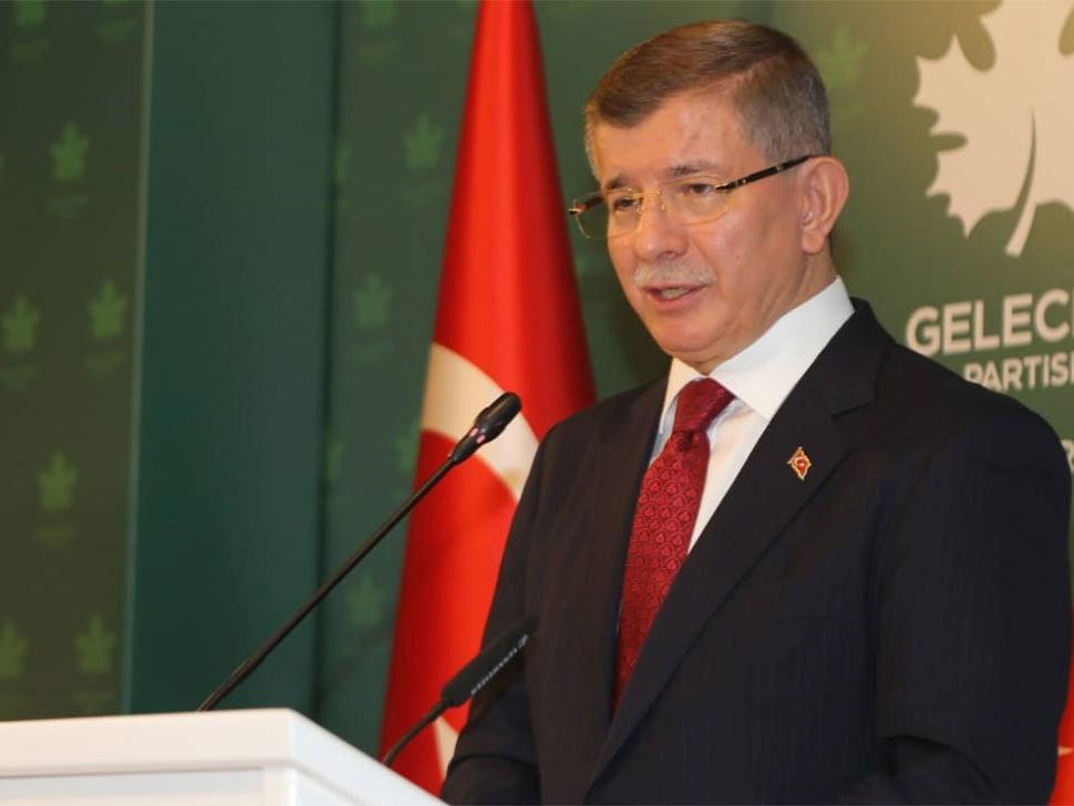 Ahmet Davutoğlu'ndan çarpıcı iddia: Asıl değişim kabinede...