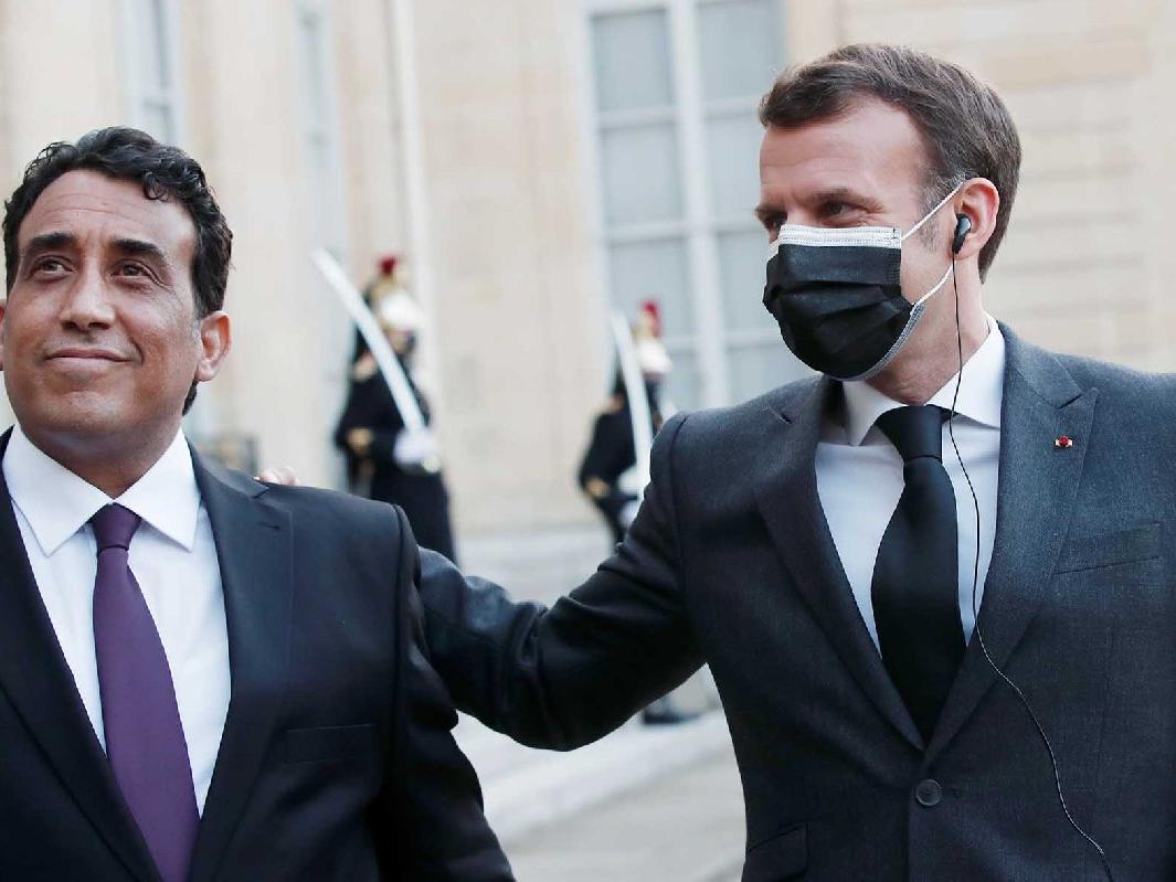 Fransa Libya büyükelçiliğini 7 yıl sonra açıyor