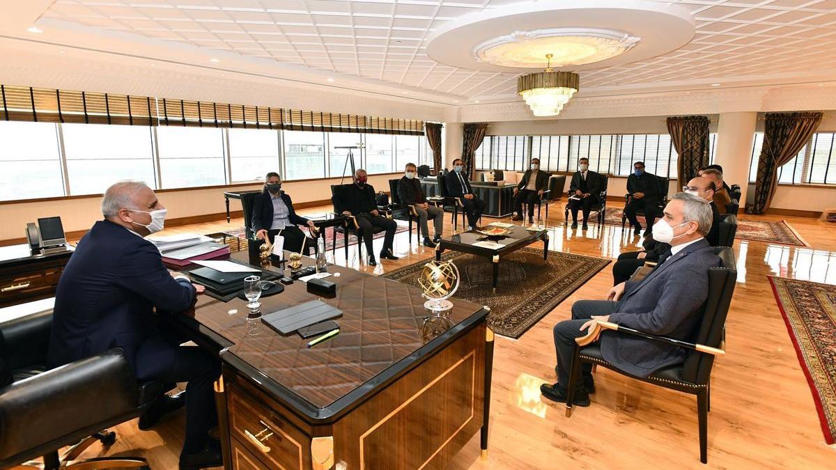 AKP'li Belediyeden 898 bin TL'lik makam odası açıklaması: Yanlış anlaşıldı