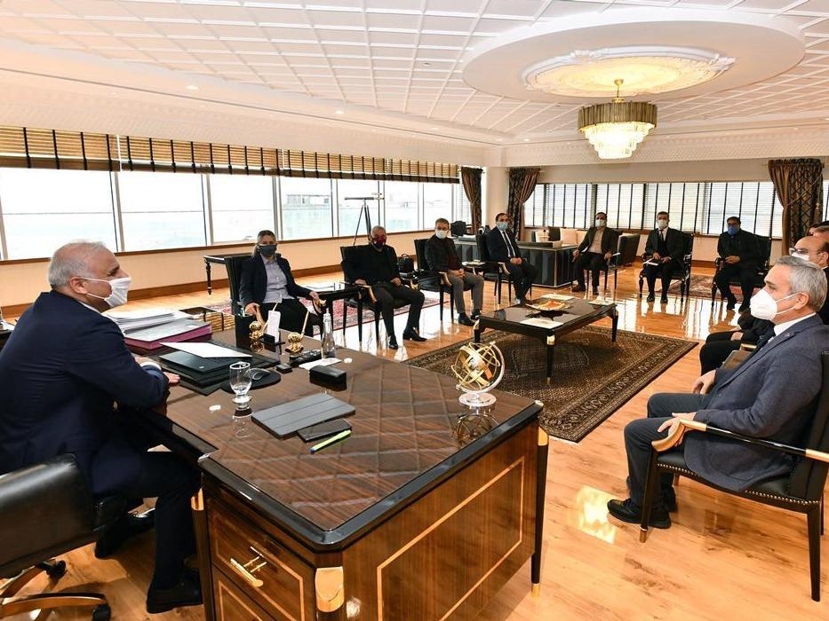 AKP'li Belediyeden 898 bin TL'lik makam odası açıklaması: Yanlış anlaşıldı