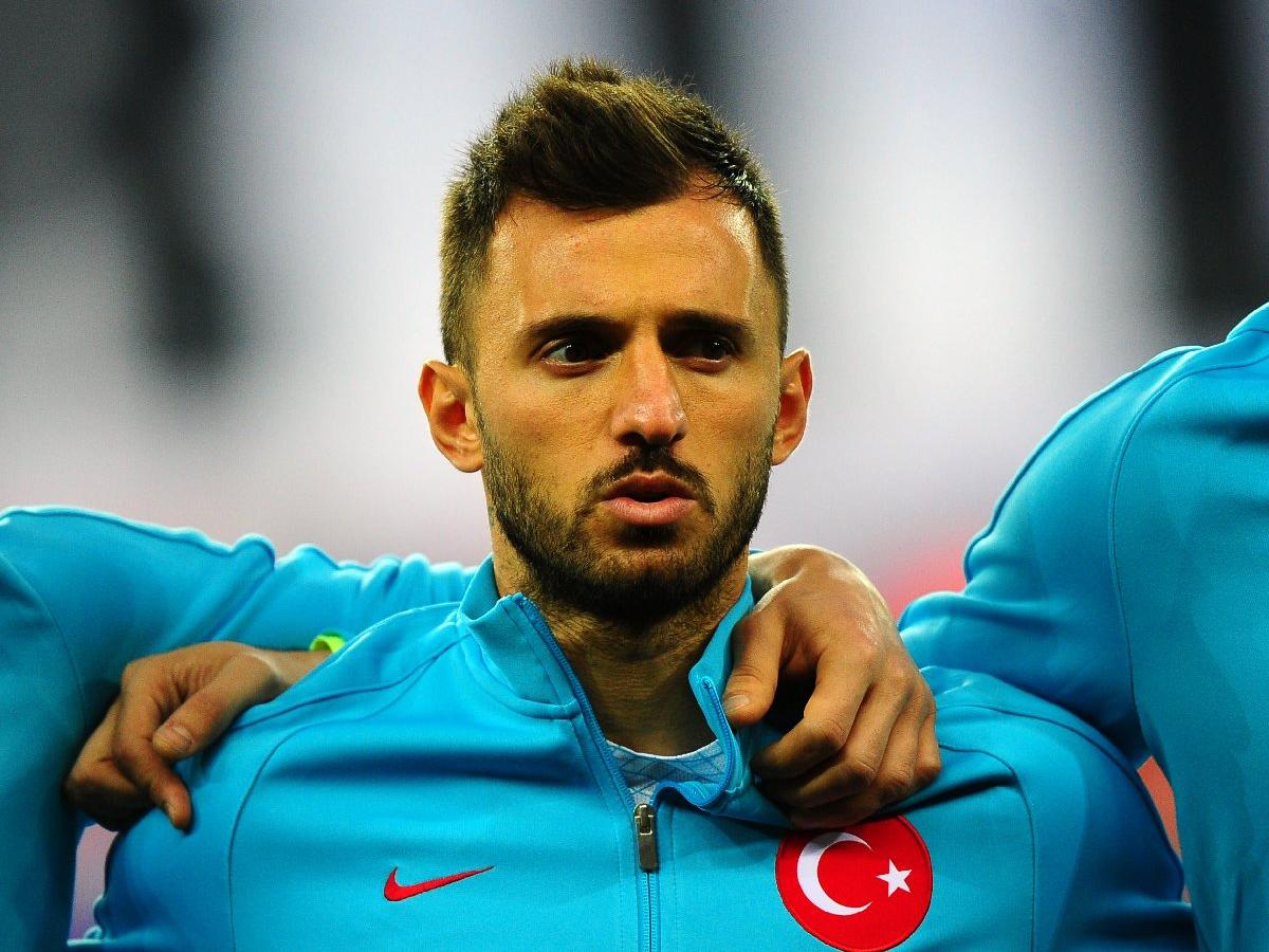 Galatasaray tweeti olay olan Karagümrüklü Emre Çolak kadro dışı bırakıldı