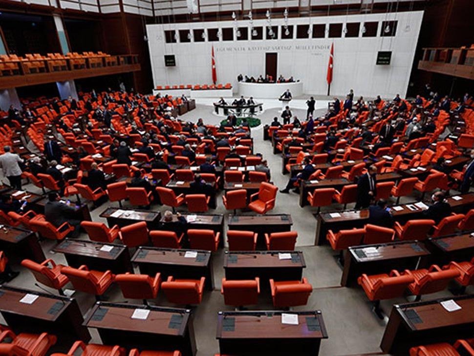 Güvenlik Soruşturması teklifi muhalefet oylarıyla reddedildi! 'AKP ve MHP milletvekilleri şaşkın'