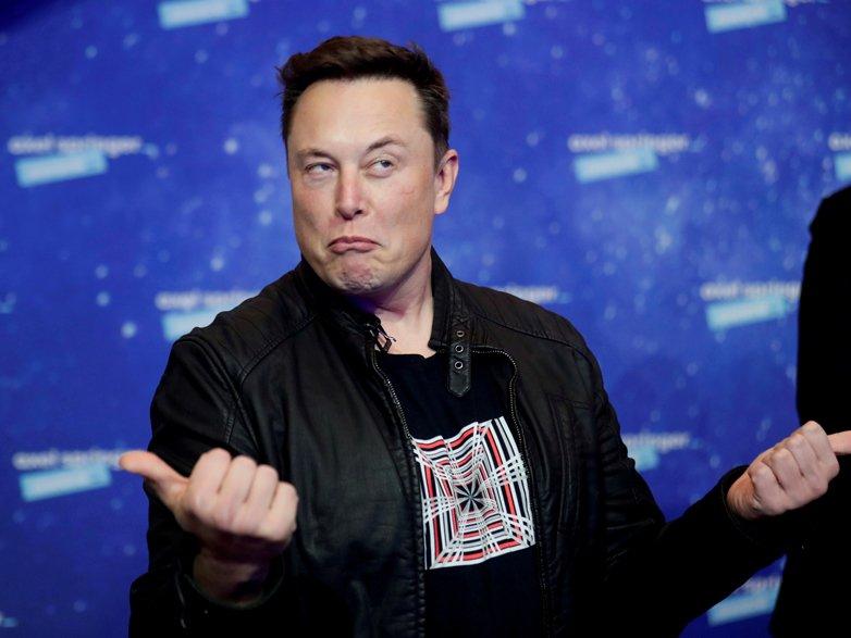 Elon Musk şimdi de Hollywood'a göz kırptı