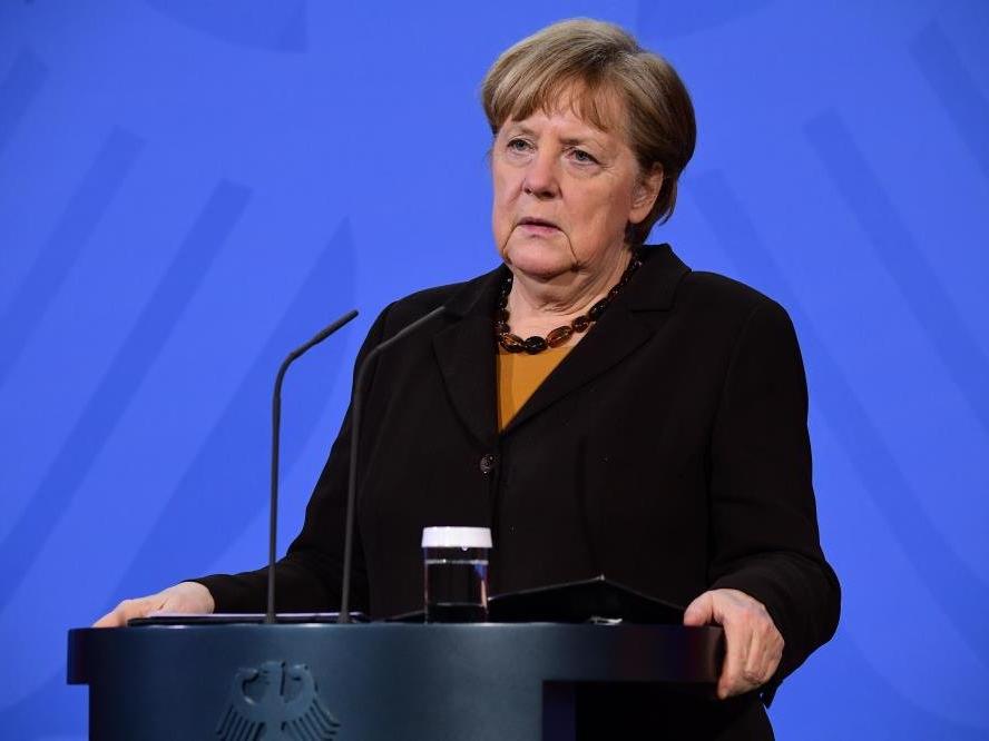 Angela Merkel'den corona salgını mesajı
