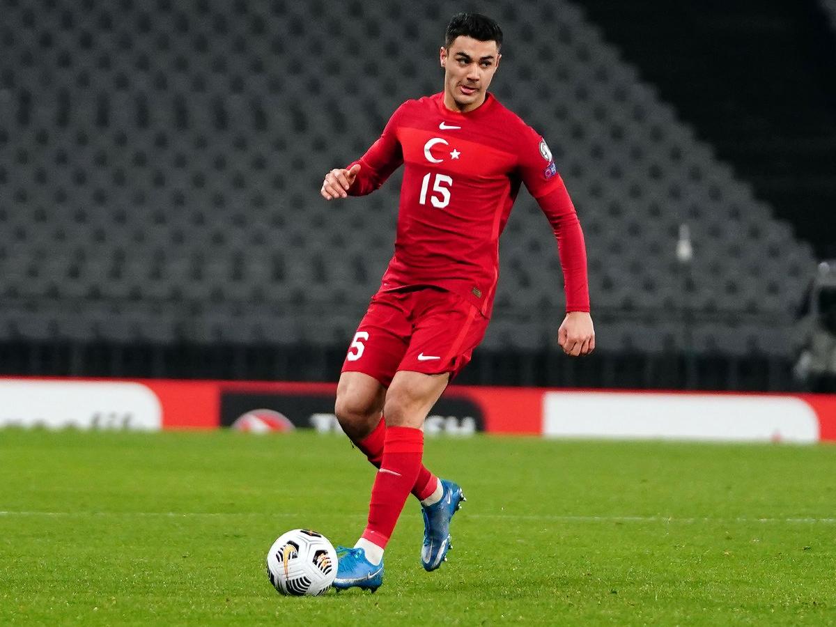 Ozan Kabak: "Dünya Kupası'nda Bizim Çocuklar'ı herkes görecek"