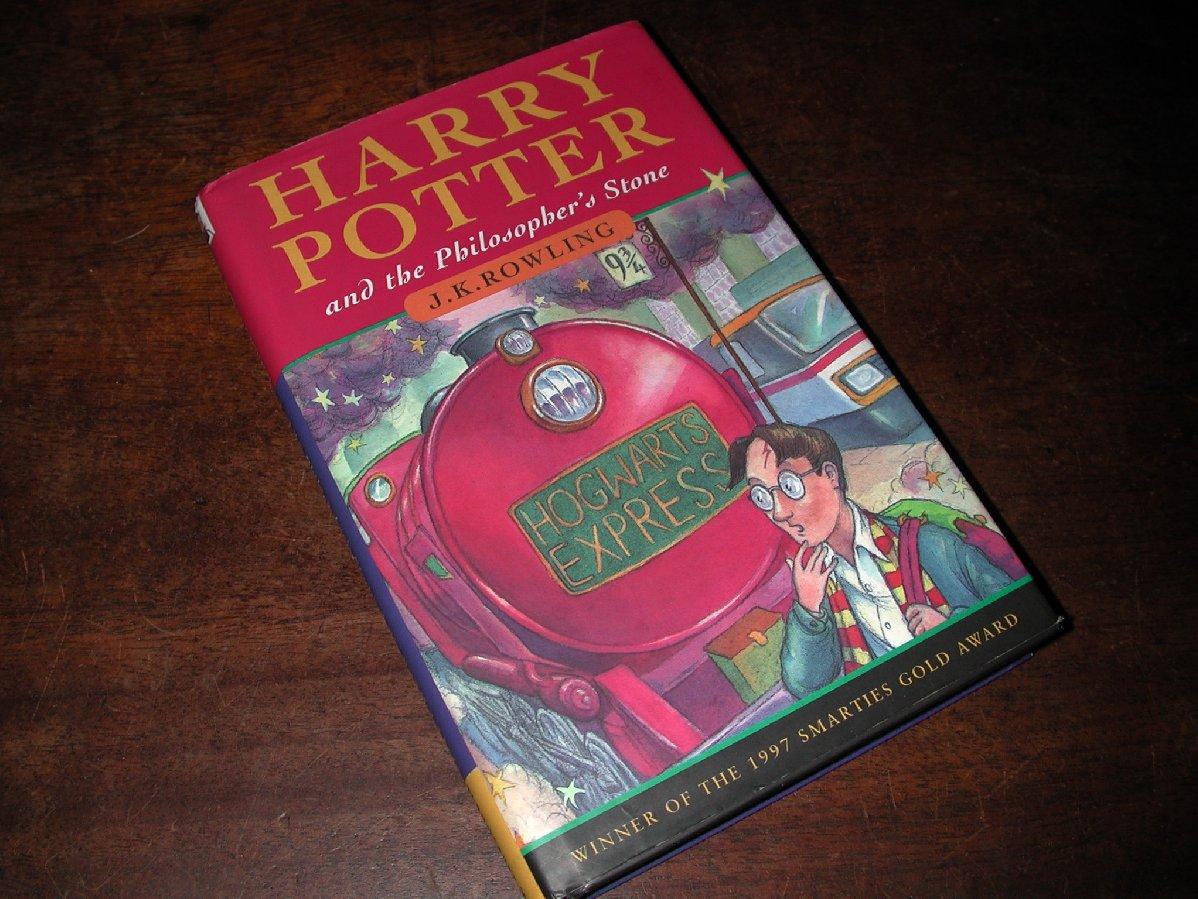 10 TL'ye aldığı Harry Potter kitabı zengin etti