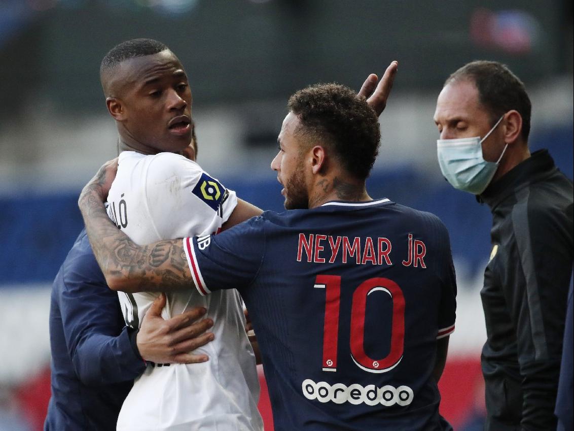 Lille PSG'den zirveyi geri aldı! Kırmızı kart gören Neymar koridorda çıldırdı