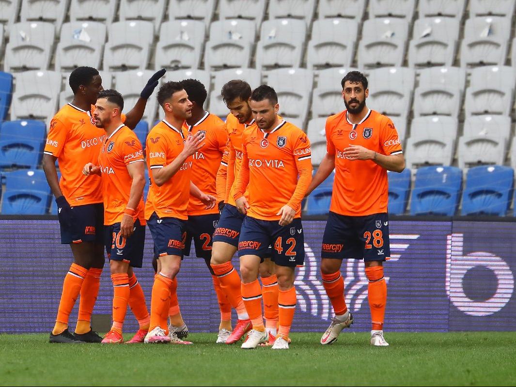 Başakşehir, Yeni Malatyaspor'u son nefeste devirdi: 1-3