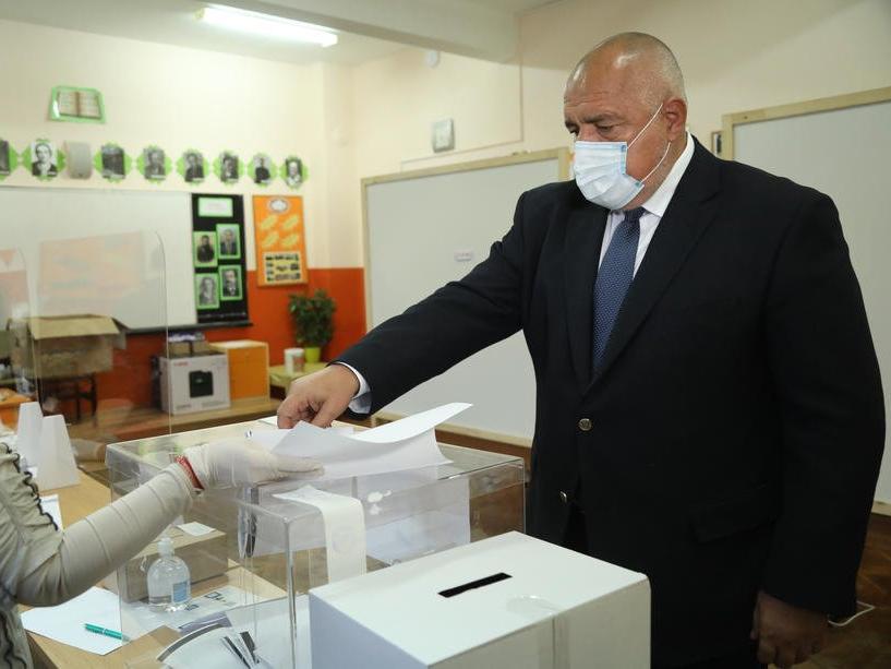 Bulgaristan'da seçimin galibi Borisov oldu