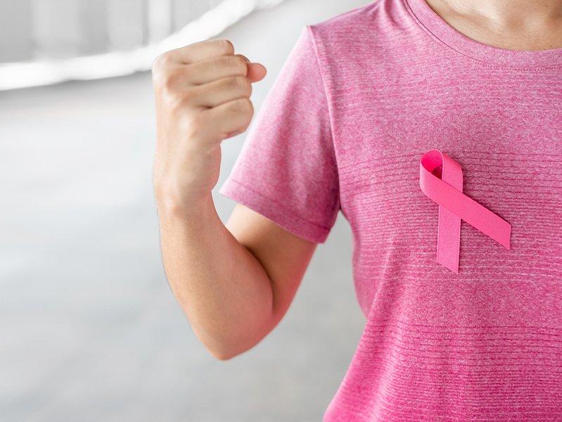 'Meme kanseri riskine karşı kadınlar her ay muayene olmalı'
