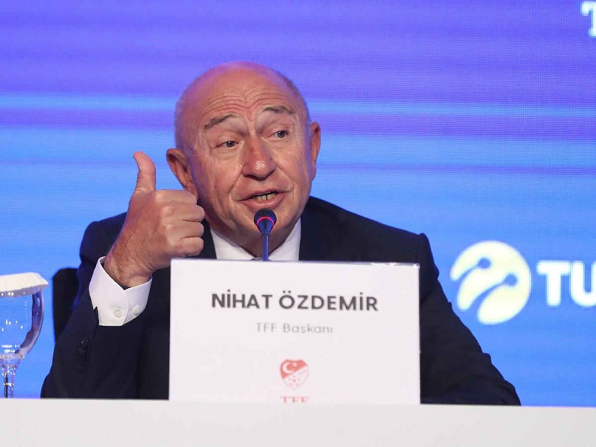 TFF Başkanı Nihat Özdemir, Bakan Fahrettin Koca'dan onay aldı: 'Futbolcular aşılanacak'