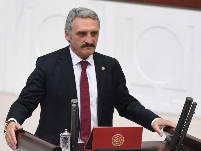 AKP'li vekil Ahmet Hamdi Çamlı'dan laiklik açıklaması: Masaya yatırılmalıdır, problemdir