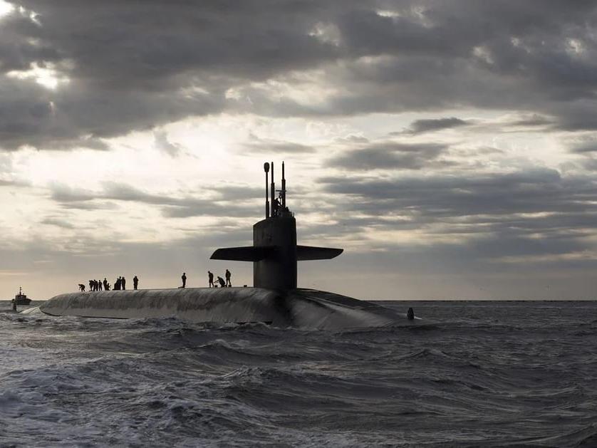 ABD ve Güney Kore'den açıklama: Kim Jong-un 3.000 tonluk balistik füze denizaltısı tamamladı
