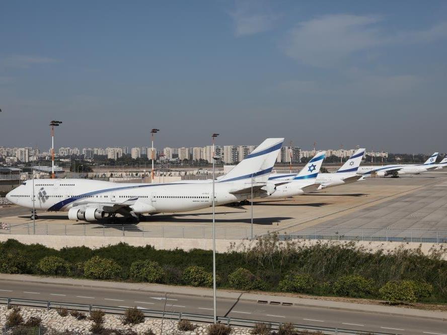 İsrail aşılanmış turistleri kabul etmeye başlayacak