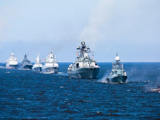 ABD gemilerinden önce Rusya'dan Karadeniz'de tatbikat