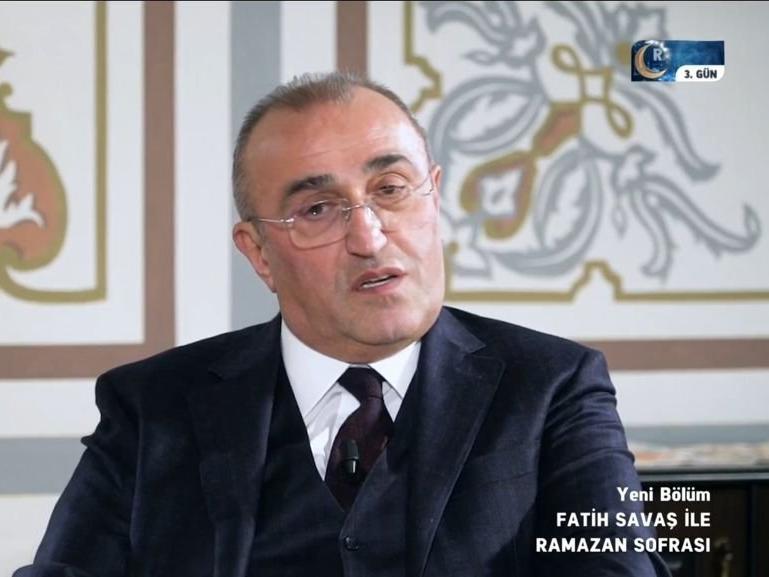 Abdurrahim Albayrak Diyanet TV'ye konuştu: 'Şimdiki kadınlara bakıyorum...'