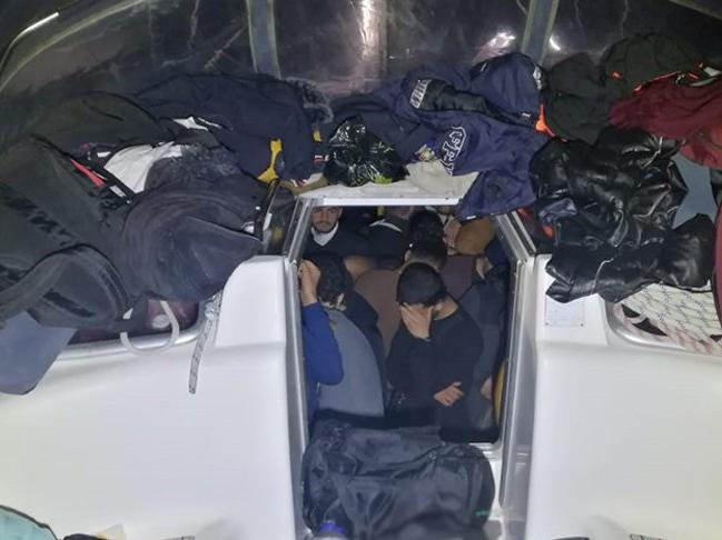 Datça'da 114 kaçak göçmen ve 2 organizatör yakalandı 