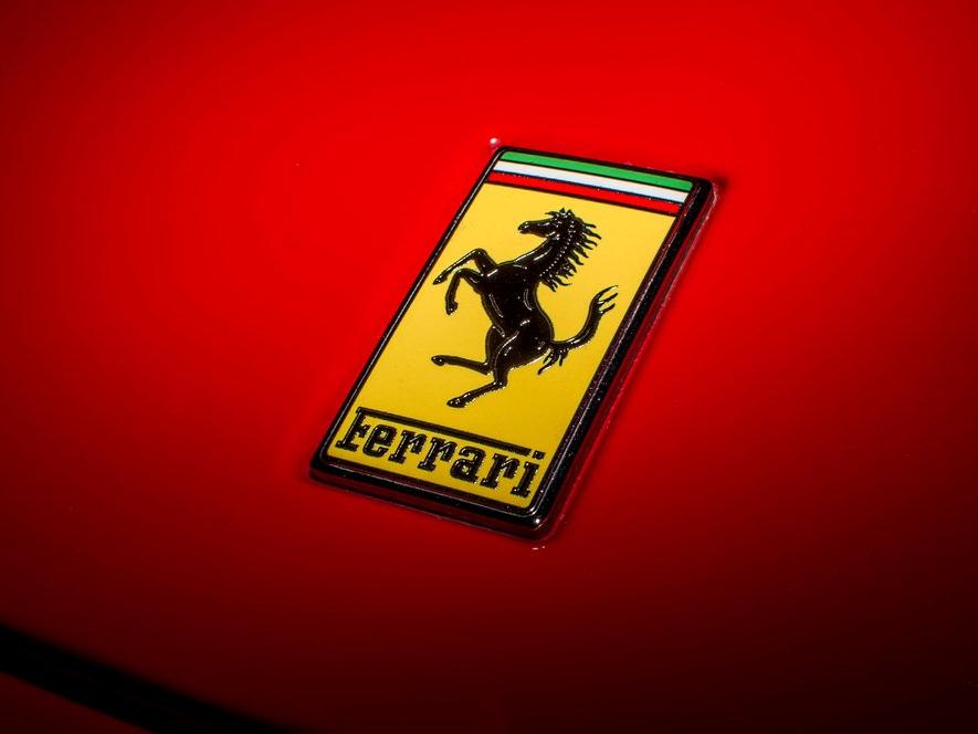 Ferrari ilk elektrikli otomobilini 2025 yılında tanıtacak