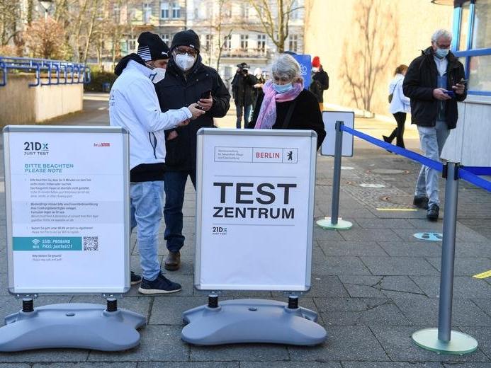 Almanya’da yeni 'Enfeksiyon Koruma Yasası' kabul edildi