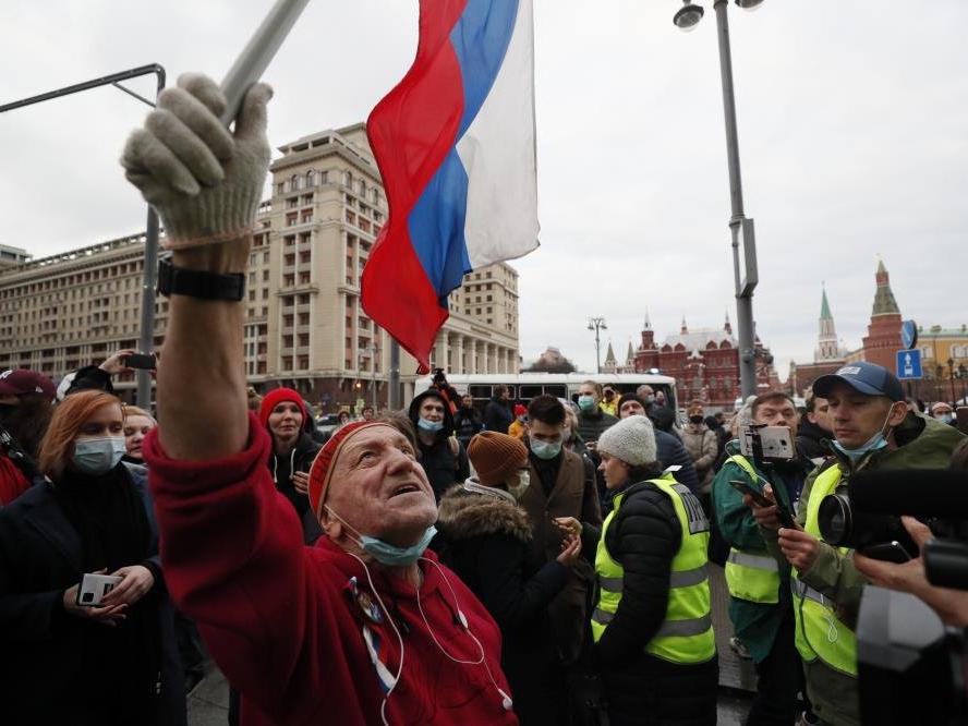 Rusya'da Navalny protestolarında gözaltı sayısı bini aştı