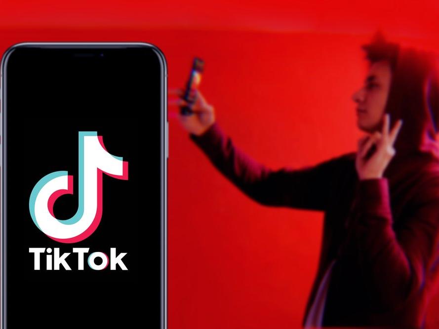 TikTok hangi şarkıların viral olacağını nasıl seçiyor?
