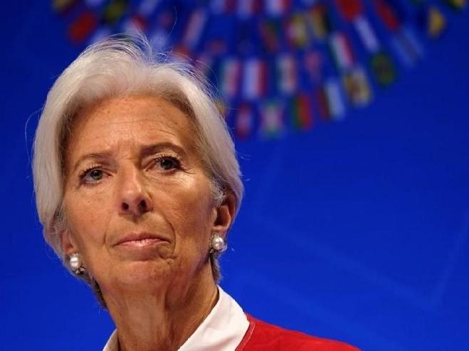Lagarde ekonomik toparlanma için tarih verdi