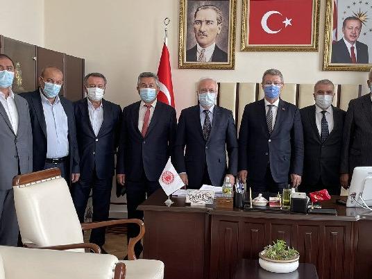 AKP'de yeni fotoğraf krizi: Masum bir ziyaret değil