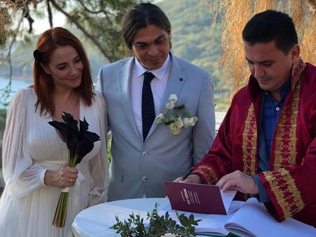 Aylin Aslım anne oldu