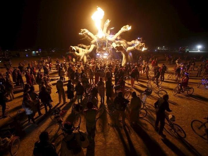 Burning Man Festivali corona virüsü nedeniyle iptal edildi