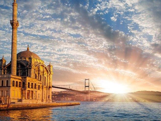 İftar saatleri: Ankara iftar saati kaçta? İstanbul için iftar saati ne zaman? İzmir akşam ezanı ne zaman okunacak (2020 Ramazan imsakiyesi)