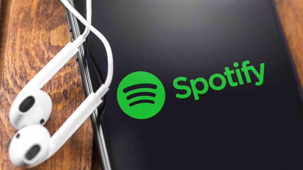 Spotify ve Apple arasındaki podcast savaşı devam ediyor