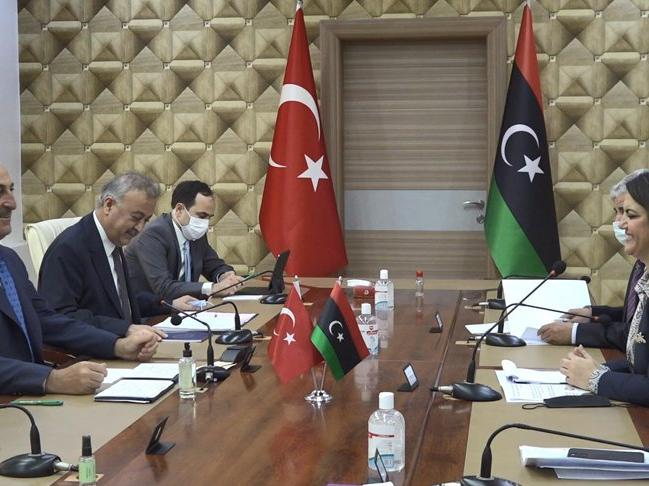 Mevlüt Çavuşoğlu: Kardeş Libya'ya desteğimizi göstermek için Trablus'tayız